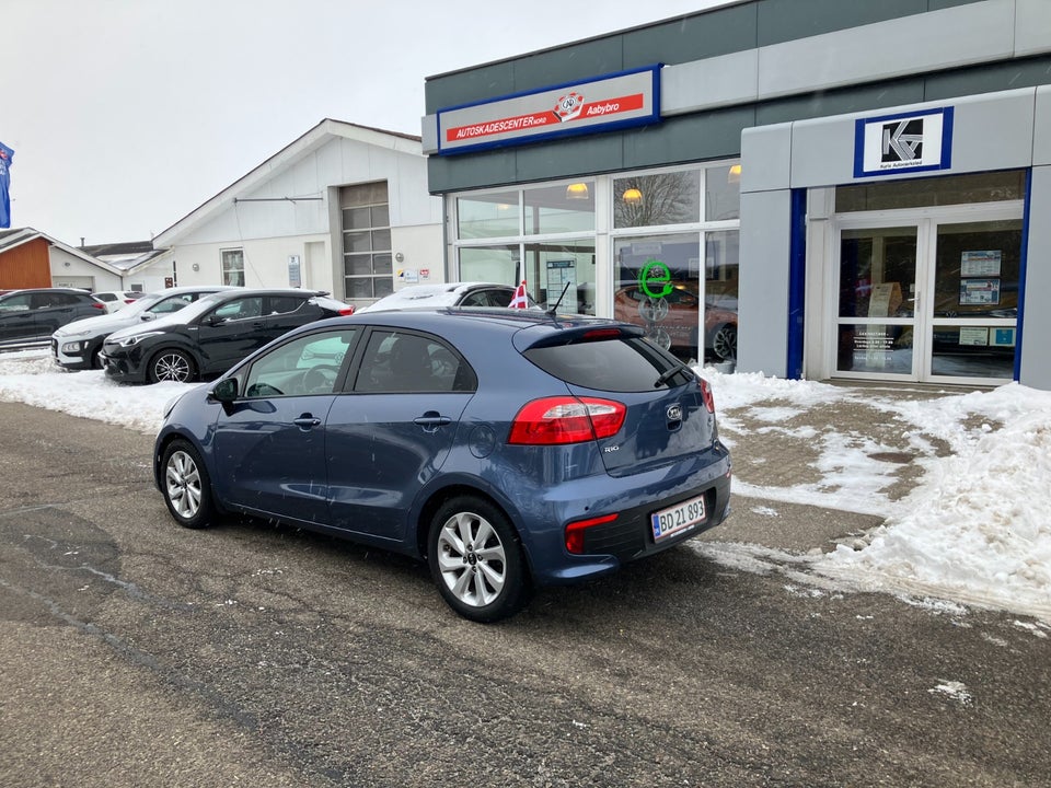 Kia Rio 1,2 CVVT Attraction 5d