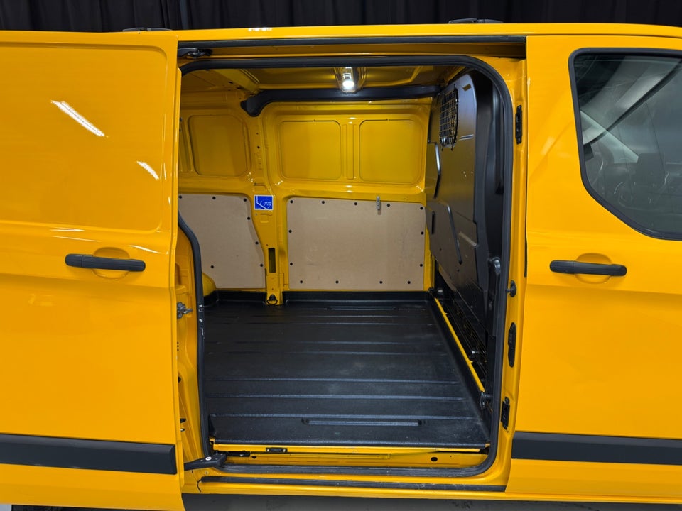 Ford Transit Custom 340 L2 2,0 TDCi 130 Ambiente