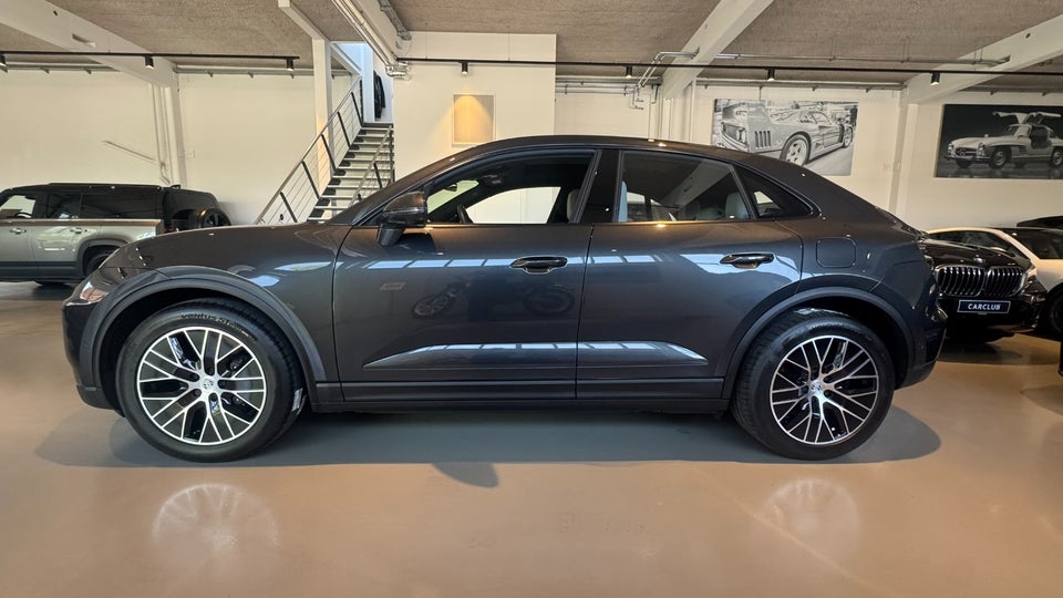 Porsche Macan 4 5d