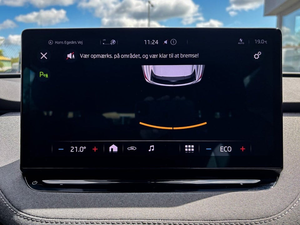 Skoda Enyaq 60 iV Loft 5d