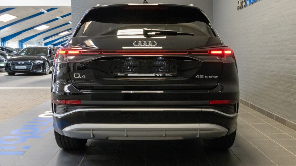 Audi Q4 e-tron 45 S-line 5d