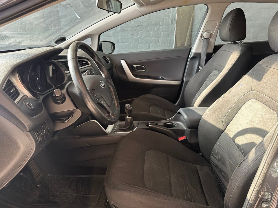 Kia Ceed 1,6 CRDi 136 Style 5d