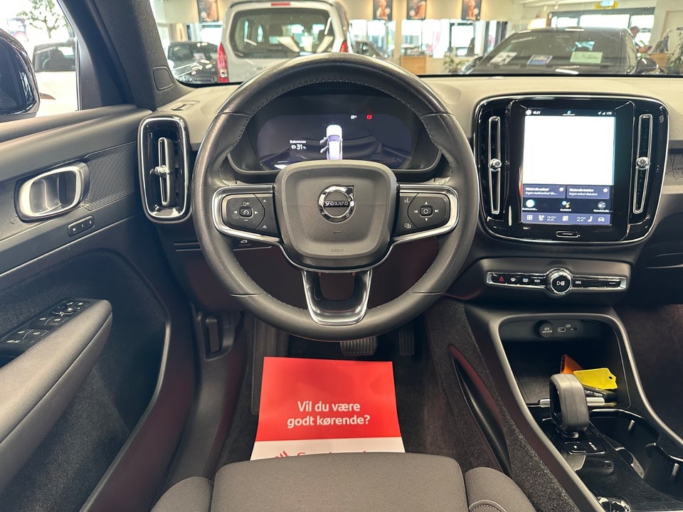 Volvo XC40 ReCharge Extended Range Plus 5d