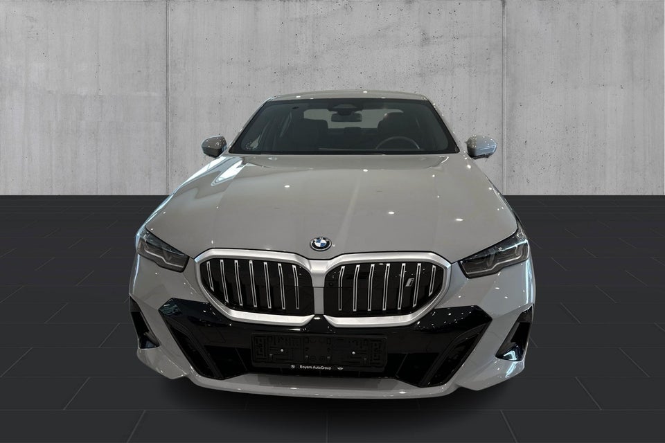 BMW i5 eDrive40 Fully Charged 4d