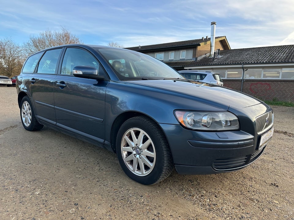 Volvo V50 1,8 Kinetic 5d