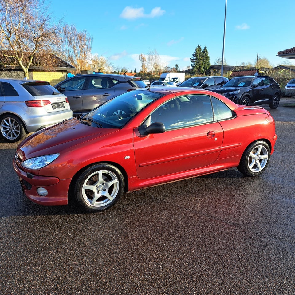 Peugeot 206 1,6 16V CC 2d