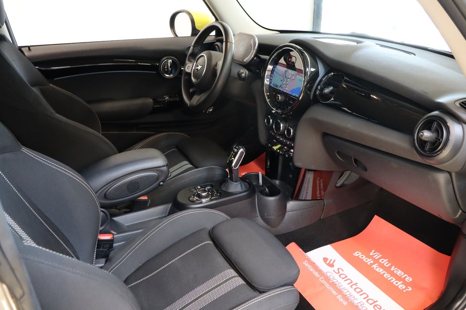 MINI Cooper SE Classic Trim 3d