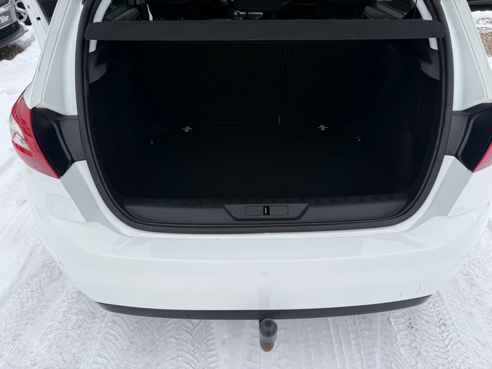 Peugeot 308 1,6 BlueHDi 120 Style 5d