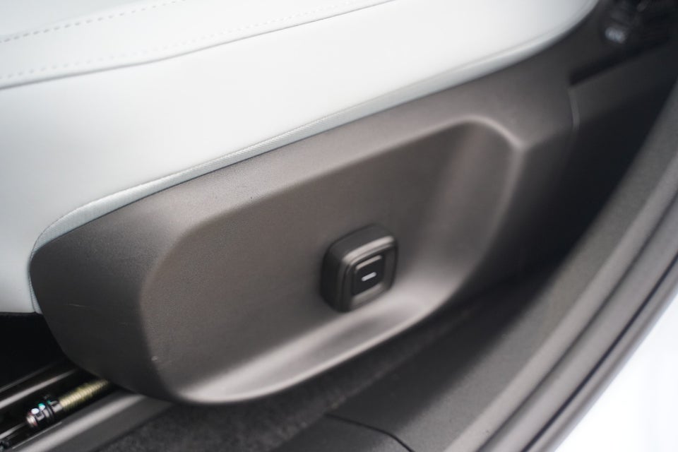 Volvo EX30 Twin Performance Ultra 5d