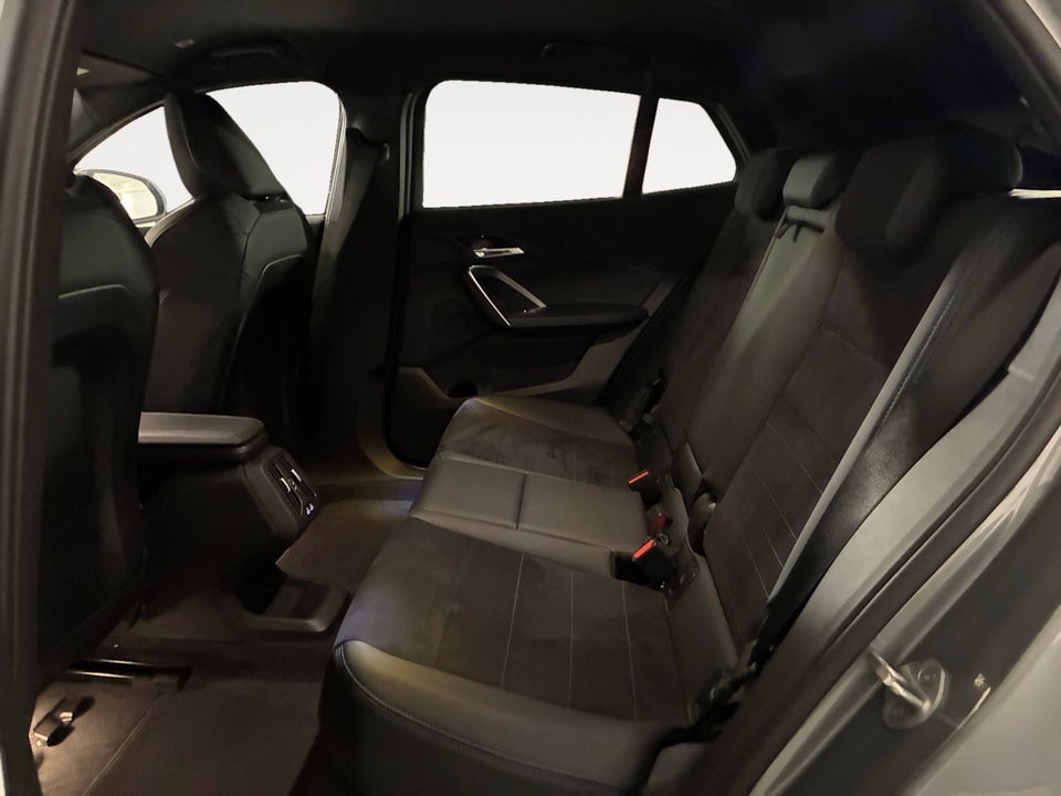 BMW iX2 xDrive30 M-Sport Premium 5d