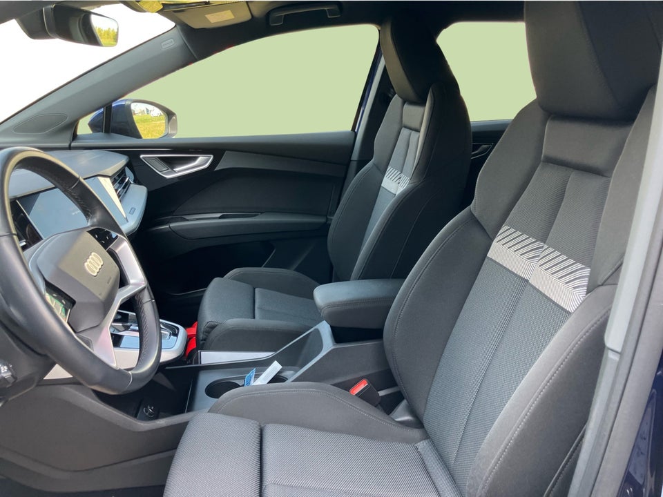 Audi Q4 e-tron 40 S-line 5d