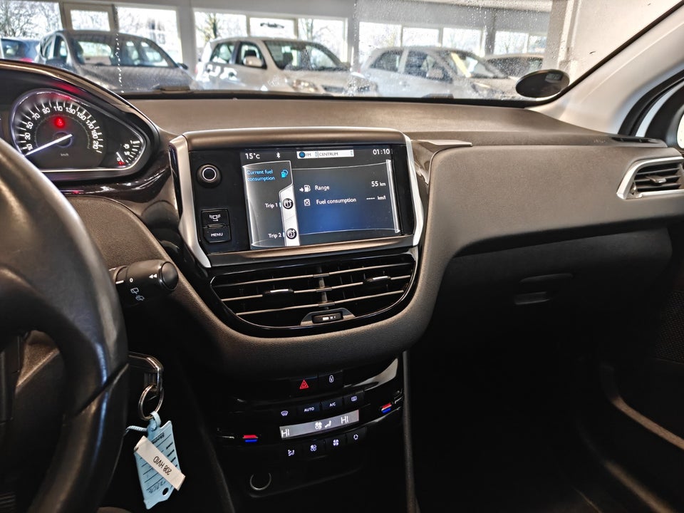 Peugeot 208 1,2 VTi Allure 5d