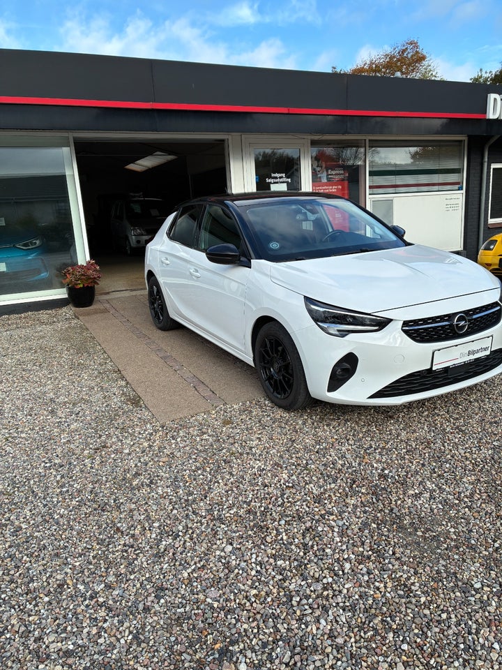 Opel Corsa 1,2 Blanc 5d
