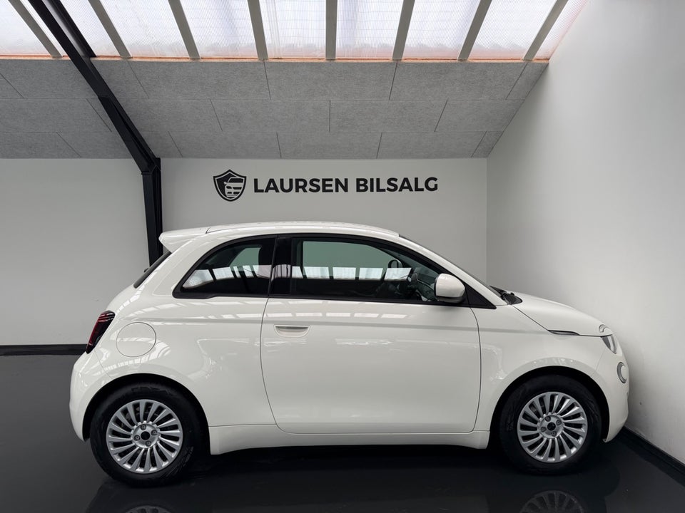 Fiat 500e 24 Action 3d