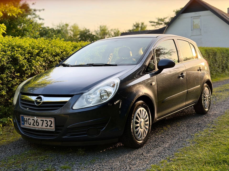 Opel Corsa 1,2 16V Enjoy 5d