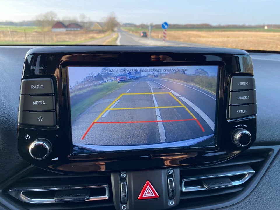 Hyundai i30 1,0 T-GDi Essential stc. DCT 5d