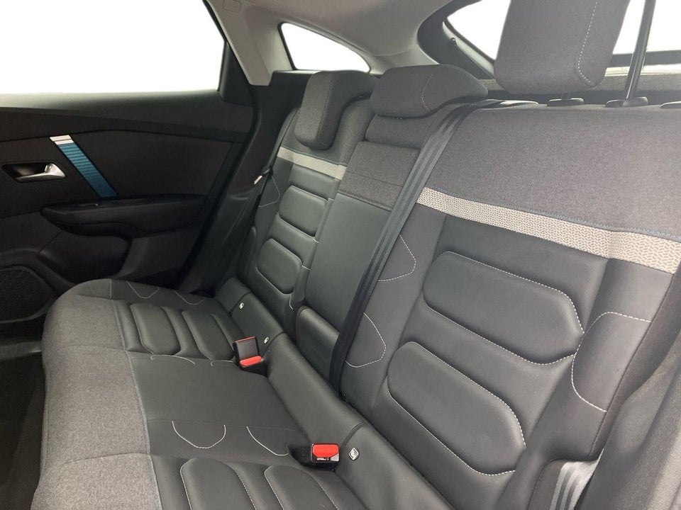 Citroën ë-C4 50 Shine 5d