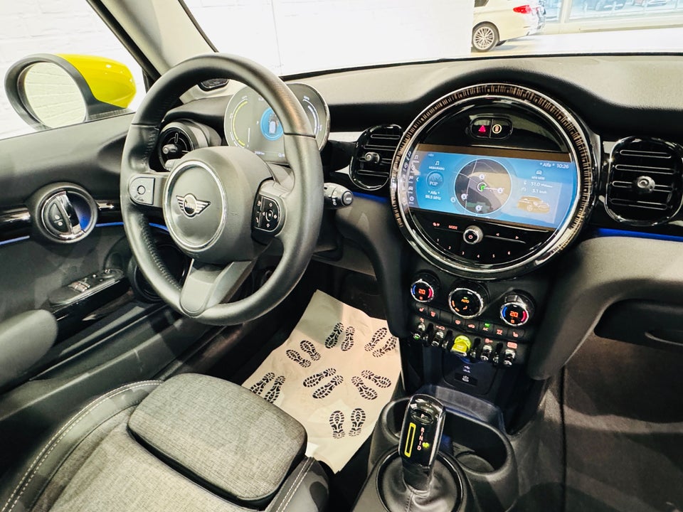 MINI Cooper SE Edition Premium Plus 3d