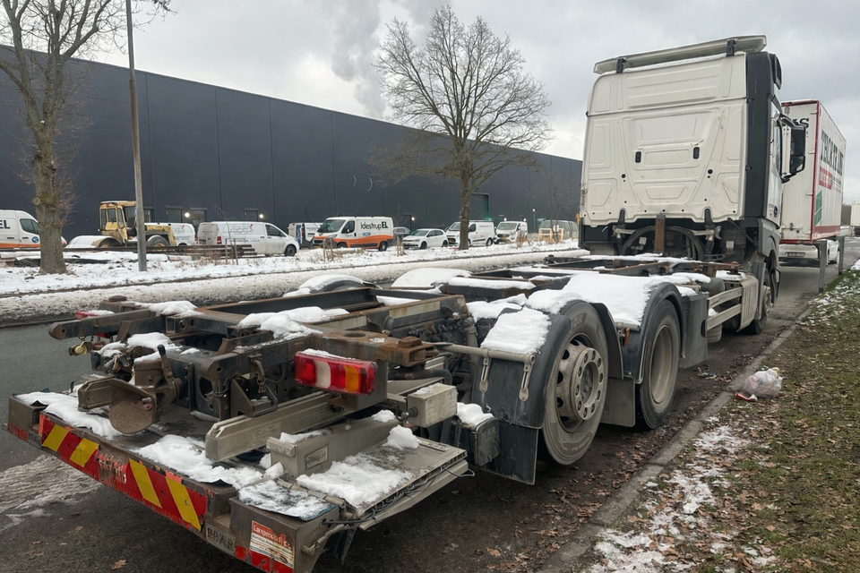 Mercedes Actros 2545 LS 6x2/2 F 1