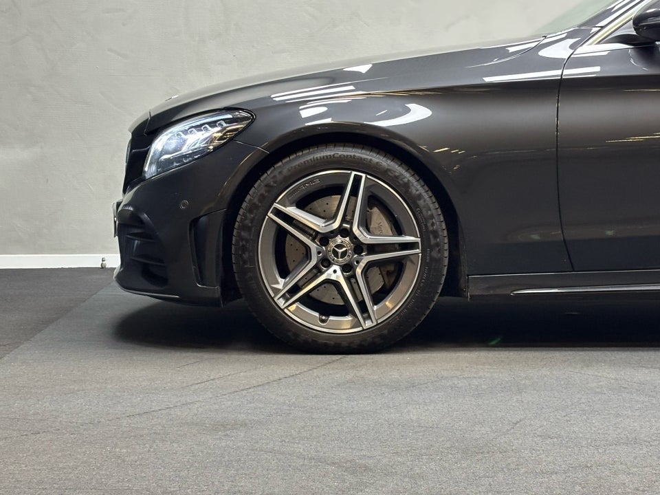 Mercedes C300 d 2,0 AMG Line stc. aut. 5d