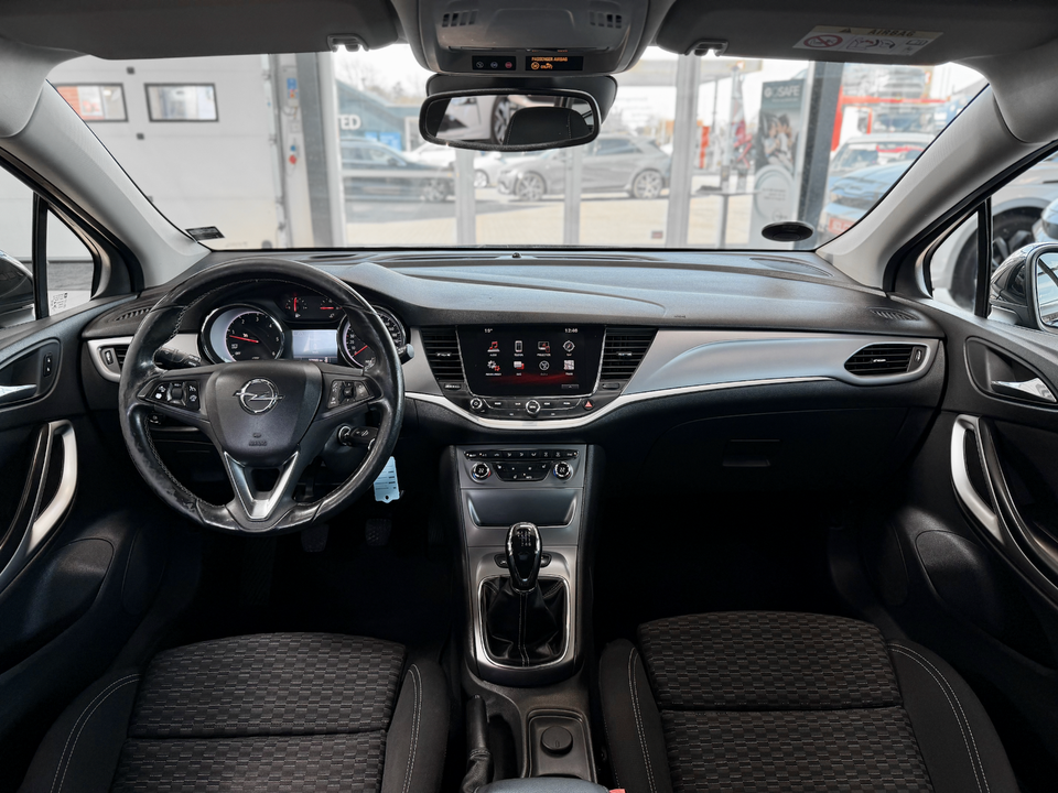 Opel Astra 1,6 CDTi 110 Enjoy Sports Tourer 5d