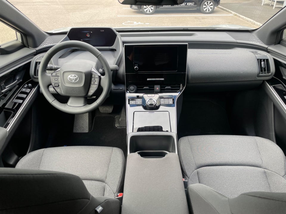 Toyota bZ4X 73 Active 5d