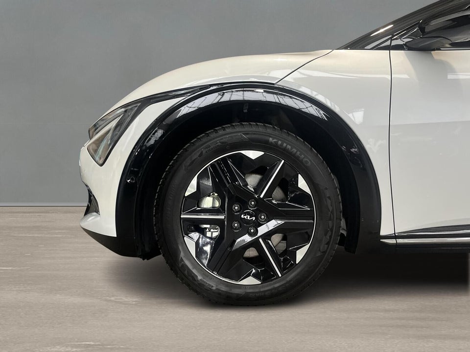 Kia EV6 84 Long Range Upgrade 5d