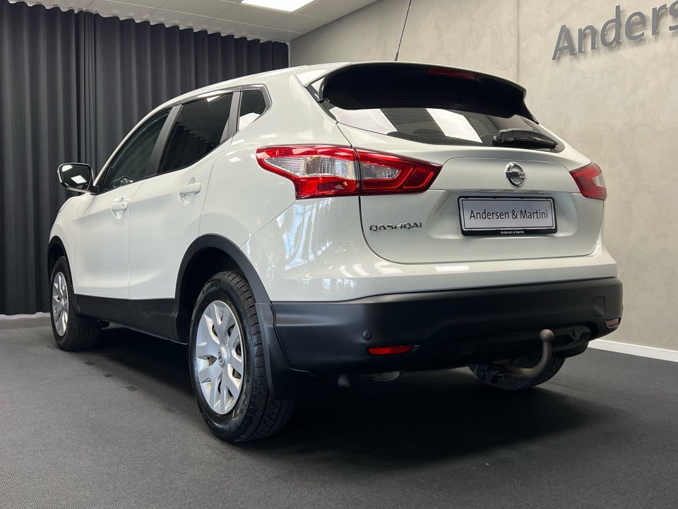 Nissan Qashqai 1,2 Dig-T 115 Visia 5d