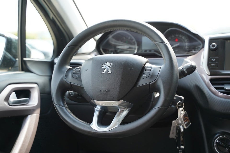 Peugeot 2008 1,2 VTi 82 Active 5d