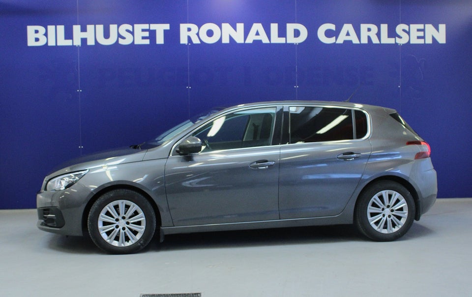 Peugeot 308 1,5 BlueHDi 130 Infinity 5d