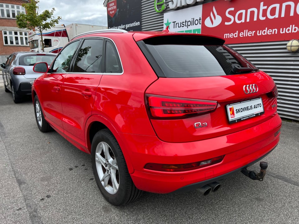 Audi Q3 1,4 TFSi 150 S-tr. 5d