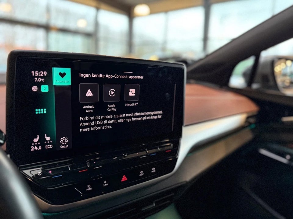 VW ID.4 77 Pro Performance Tech 5d