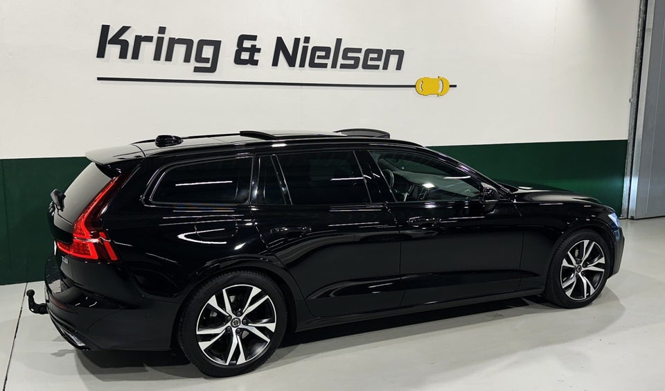 Volvo V60 2,0 T4 190 R-Design aut. 5d