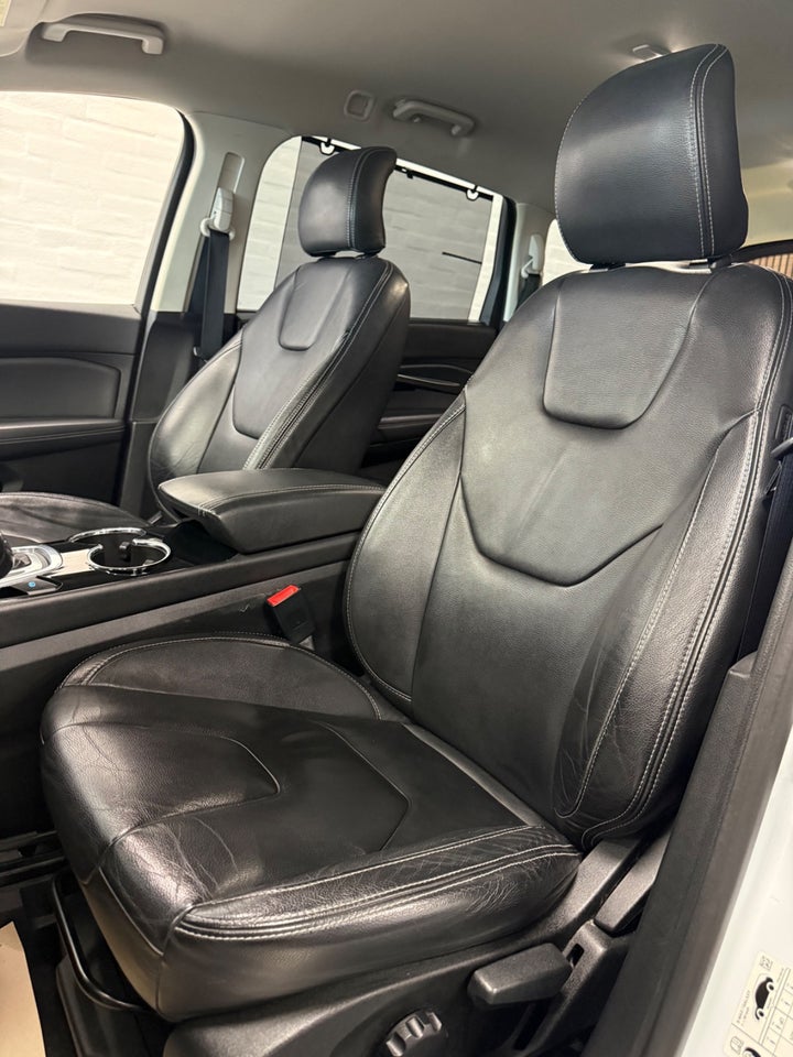 Ford S-MAX 2,0 TDCi 180 Titanium aut. 7prs 5d