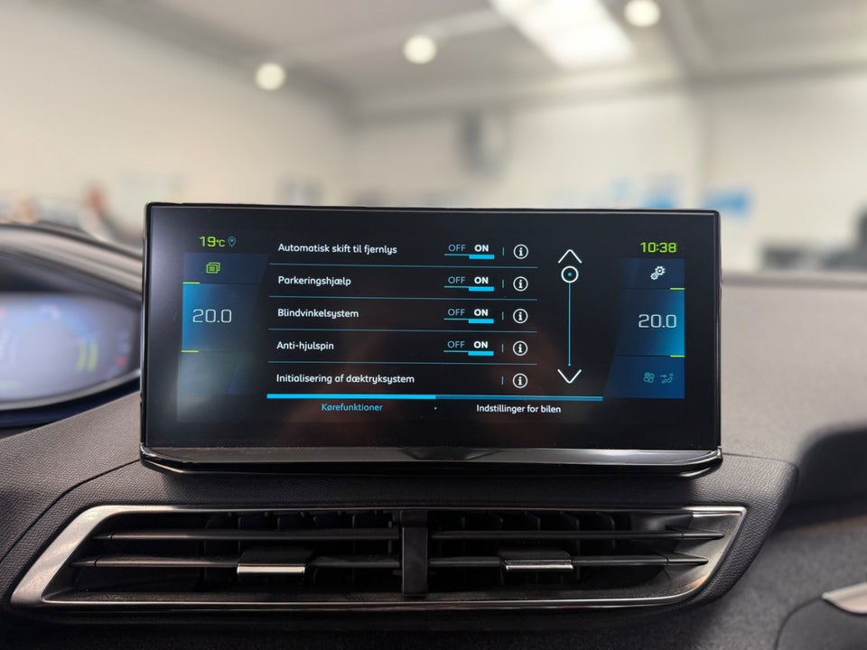 Peugeot 3008 1,6 Hybrid Allure Pack EAT8 5d