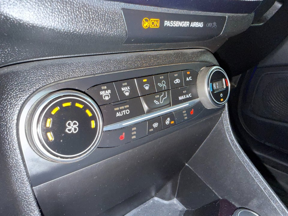 Ford Fiesta 1,0 EcoBoost Vignale 5d