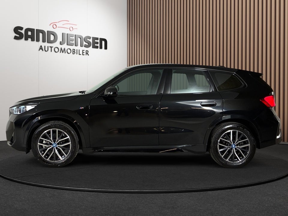 BMW iX1 xDrive30 M-Sport Premium 5d