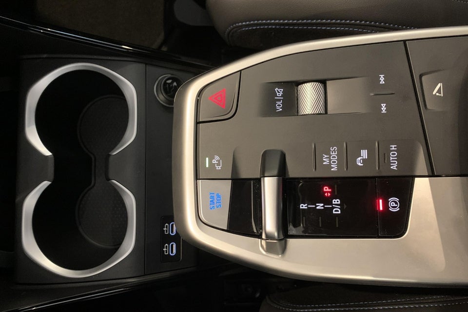 BMW iX1 eDrive20 M-Sport 5d