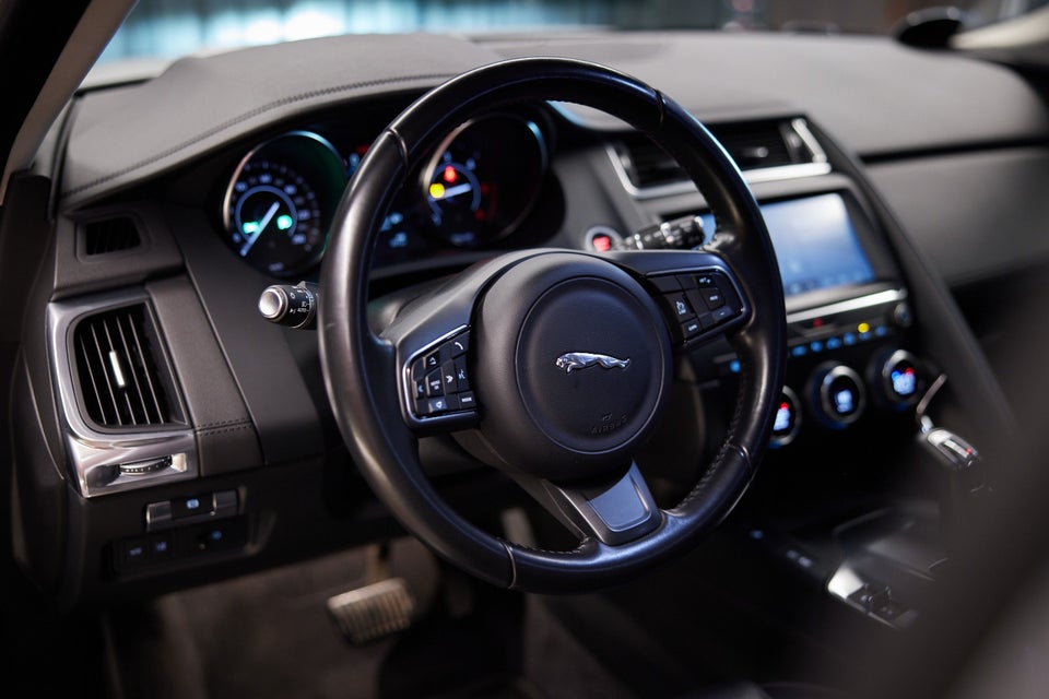 Jaguar E-Pace 2,0 D180 S aut. AWD 5d