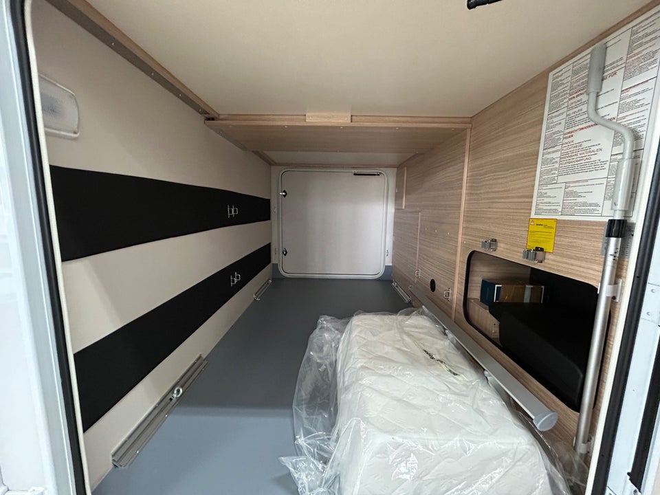 Hobby Optima De Luxe T75 HGE 2,2 aut. 2d