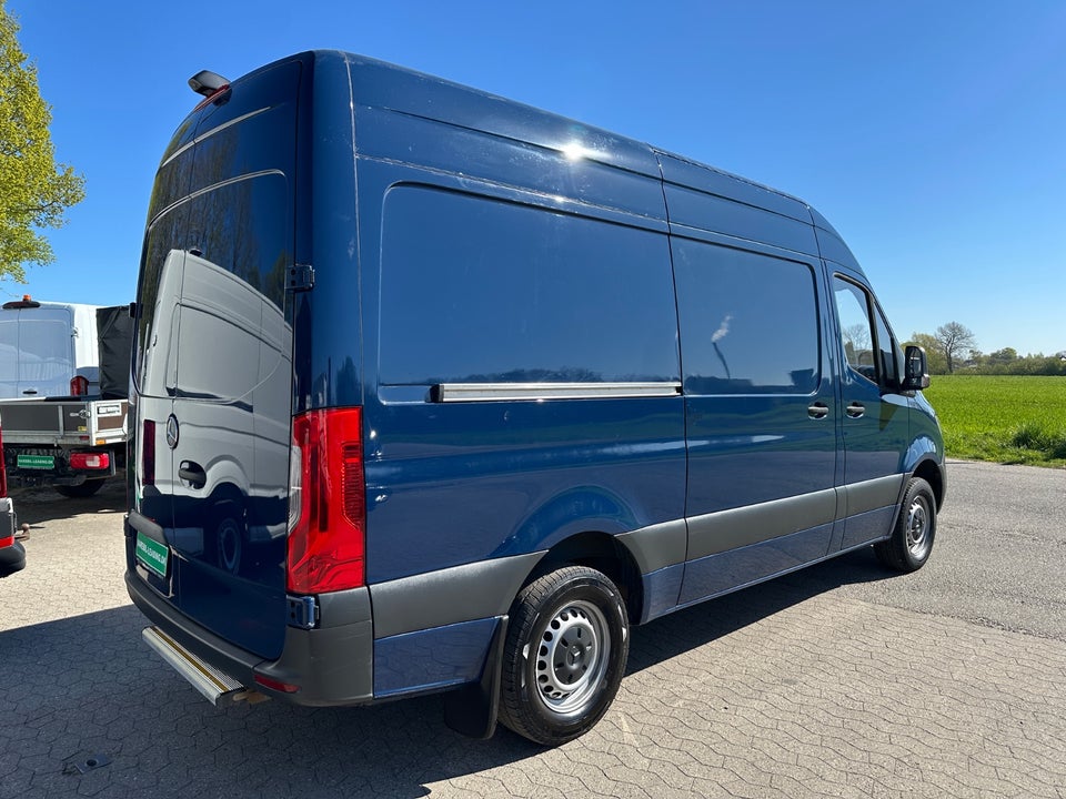 Mercedes Sprinter 316 2,2 CDi A2 Kassevogn aut. RWD