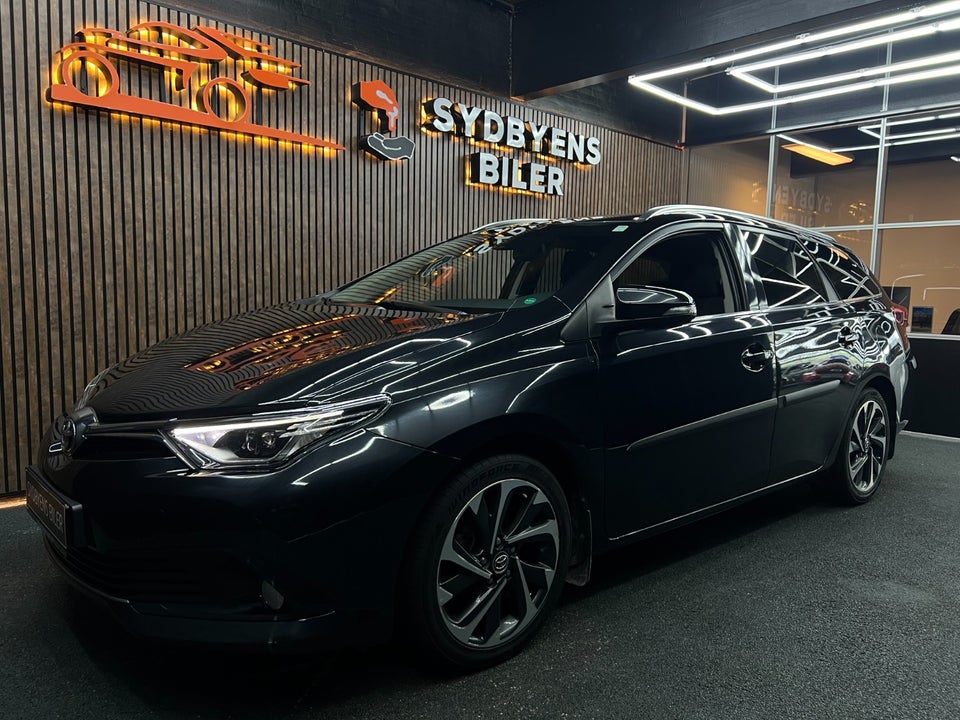 Toyota Auris 1,2 T T2 Touring Sports 5d