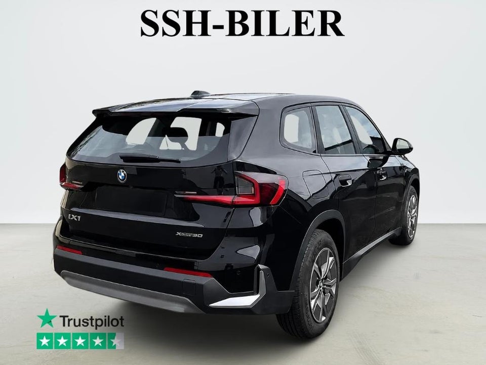 BMW iX1 eDrive20 X-Line 5d