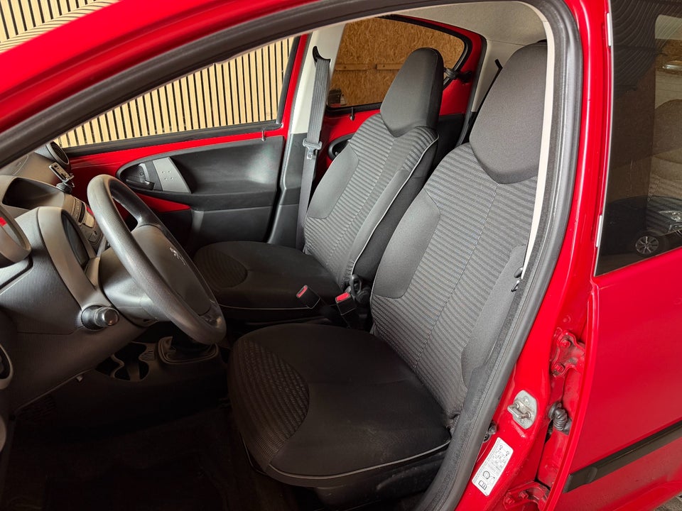 Peugeot 107 1,0 Active 5d