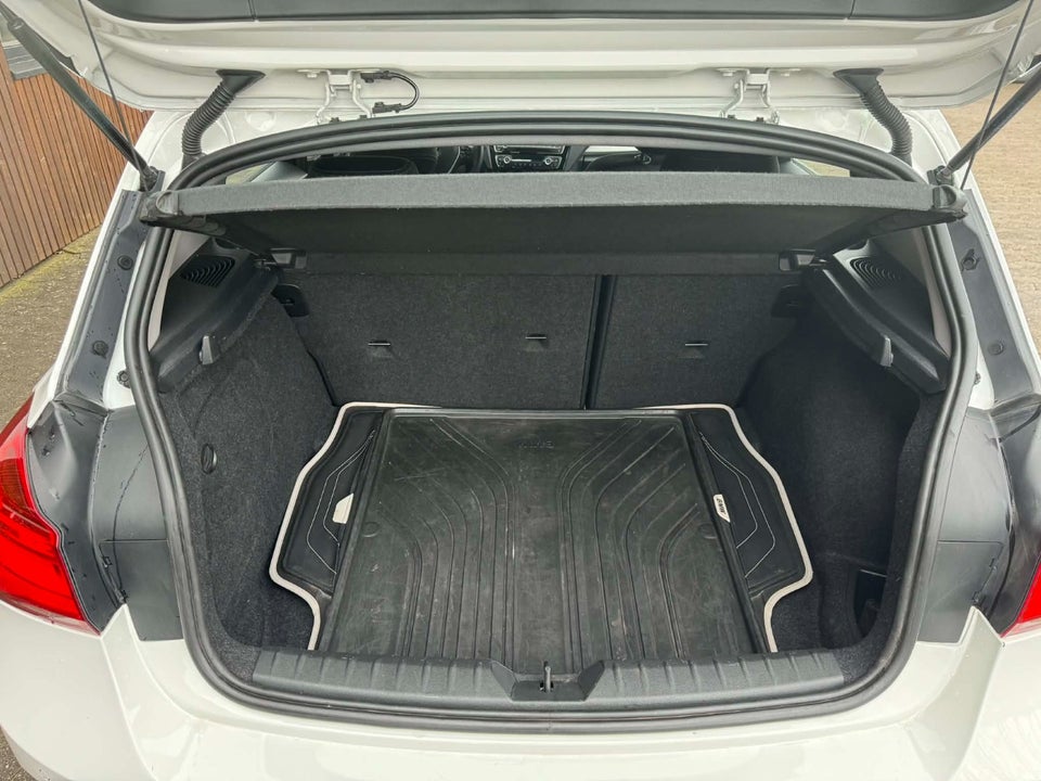 BMW 120d 2,0 aut. 5d