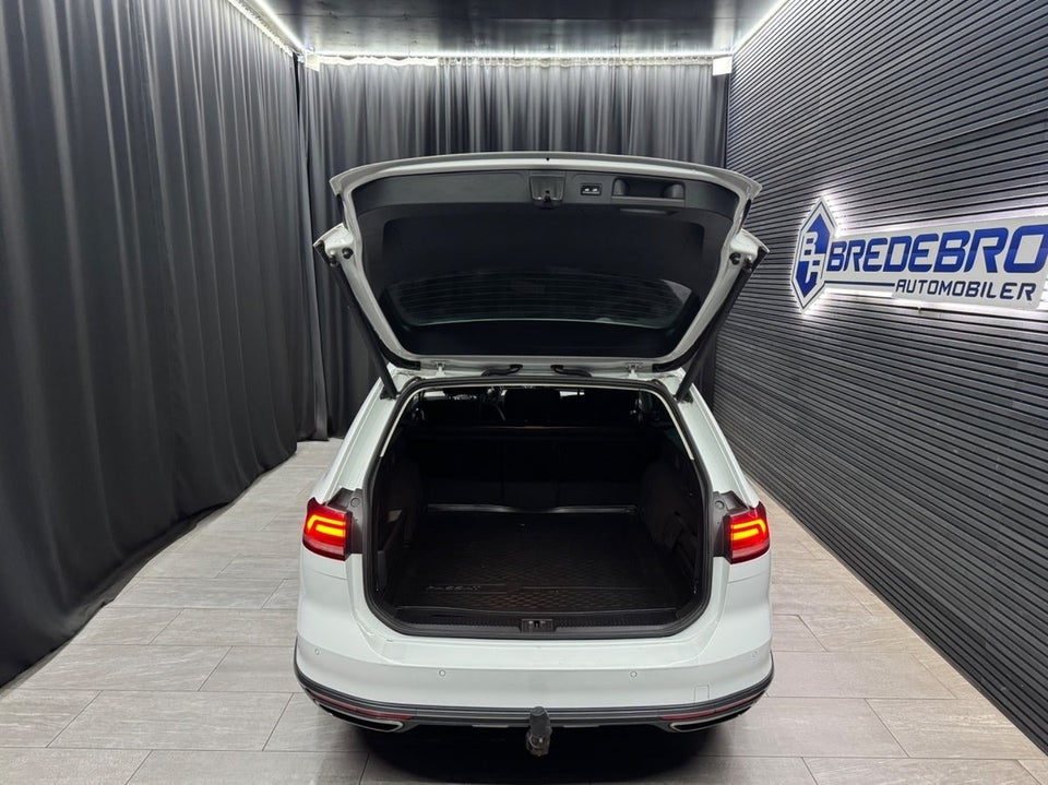 VW Passat Alltrack 2,0 TDi 190 Executive DSG 4Motion 5d