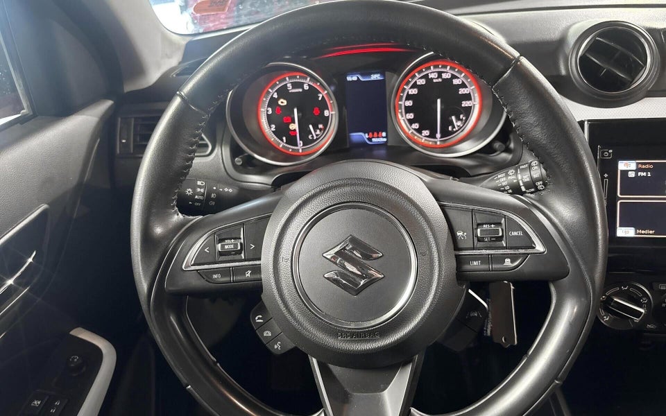Suzuki Swift 1,2 mHybrid Action 5d
