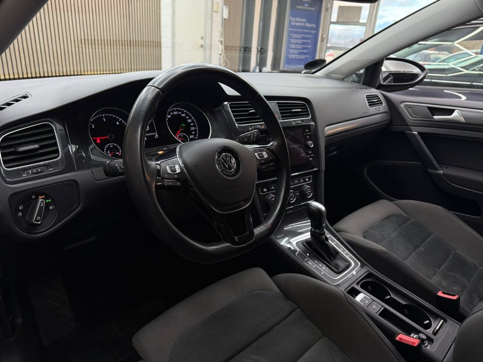 VW Golf VII 1,6 TDi 115 Comfortline Variant DSG 5d