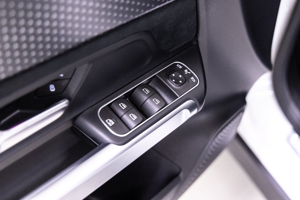 Mercedes EQB350 AMG Advance 4Matic 5d