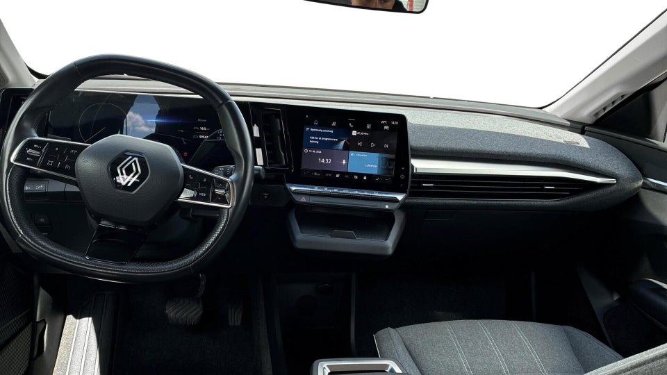 Renault Megane E-Tech 40 Equilibre 5d